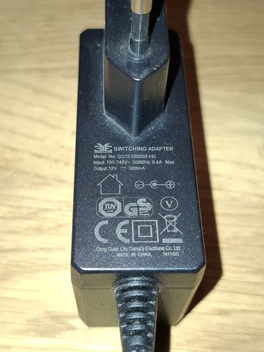 Ładowarka 12v 500mA