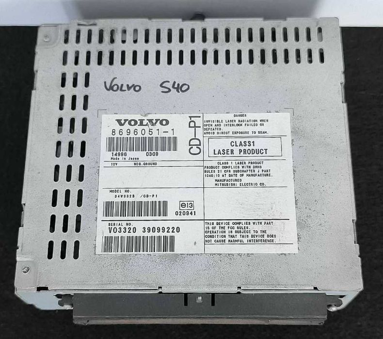 Rádio / Auto Rádio 8696051-1 - VOLVO S40 II