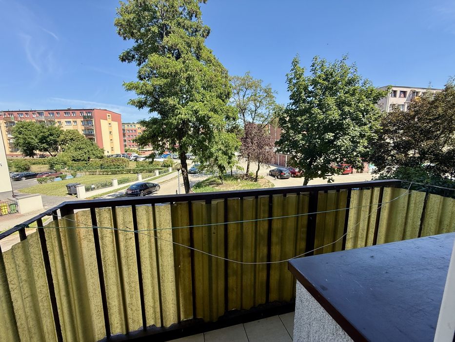 Na sprzedaż mieszkanie 47 m² piwnicą i balkonem. Głogów Matejki przy Multiboxie.