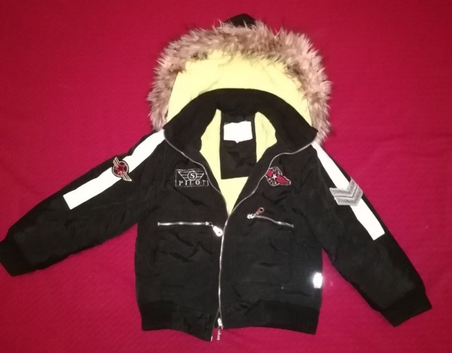 Куртка  для хлопця 3-4 р