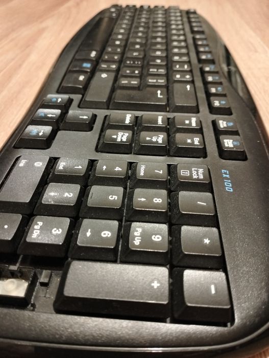 Bezprzewodowa klawiatura Logitech