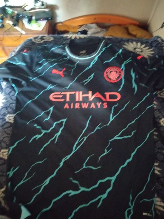 Vendo camisolas da laliga e Premier league