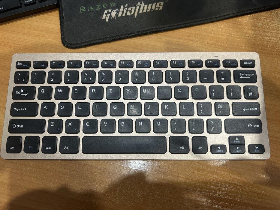 Беспроводная клавиатура