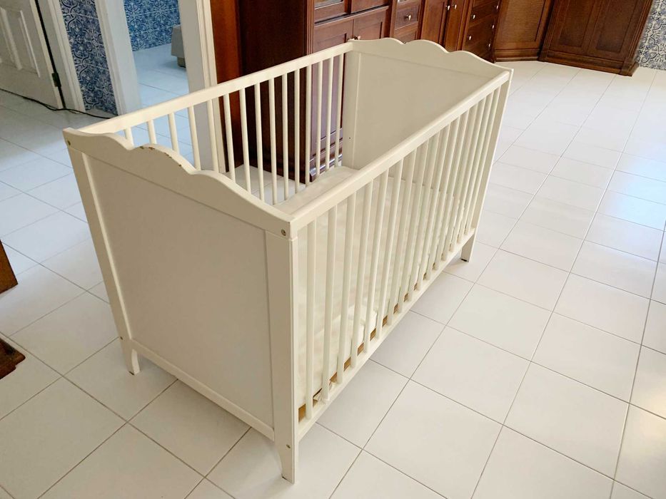 Berço Hensvik IKEA c/ colchão, 60x120