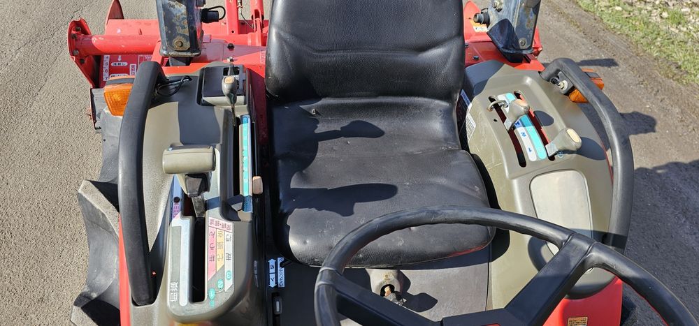 Японський Трактор мінітрактор Yanmar AF 250