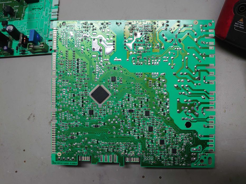Płyta główna sterownik Saunier Duval SYMS17.0 Naprawa