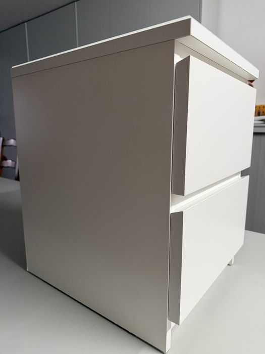 Mesa de cabeceira + Tampo de vidro