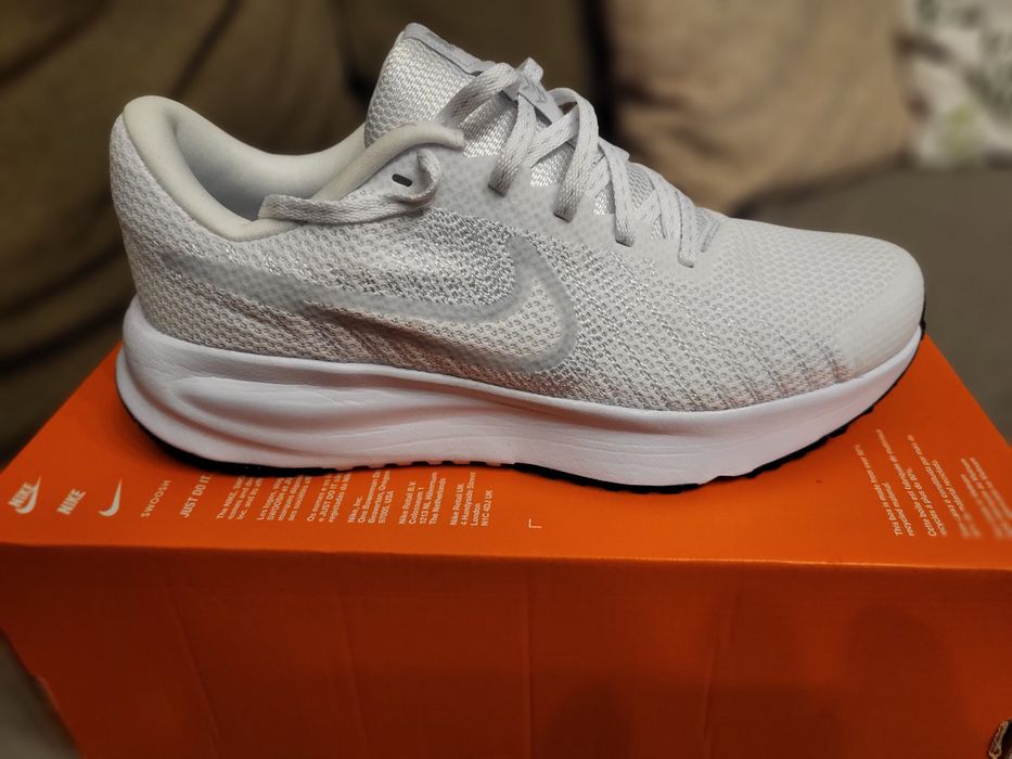 Buty NIKE Run Defy roz. 40