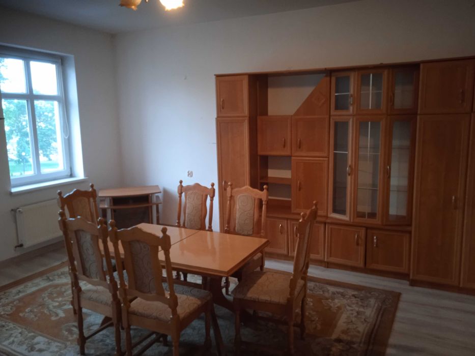 Mieszkanie 3 pokoje do wynajęcia,pierwsze piętro, centrum miasta