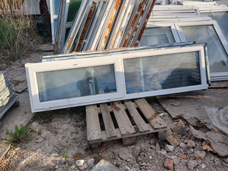 Okno PCV poziome 62/238