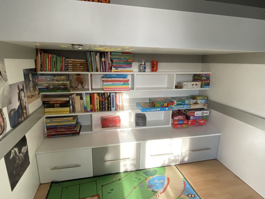 Łóżko na andresoli/ piętrowe