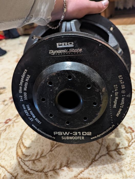 Продам сабвуфер DST PSW-31D2