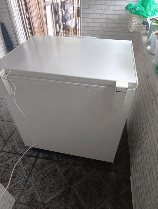 Sprzedam Zamrażarke  200 l