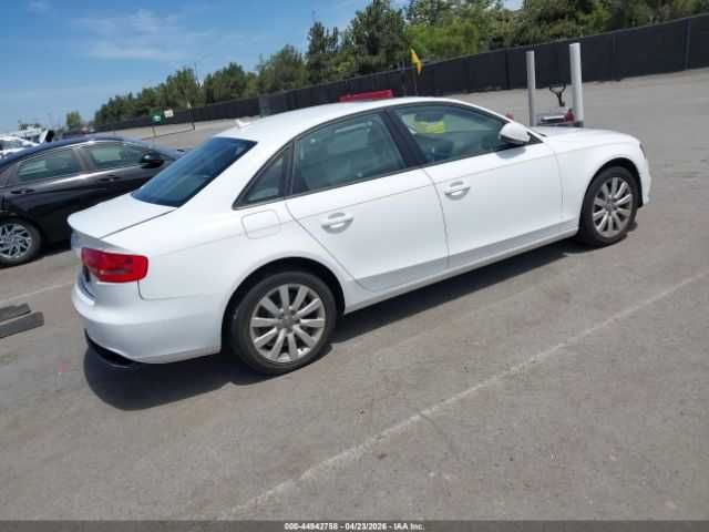 Audi A4 2.0 Premium 2014