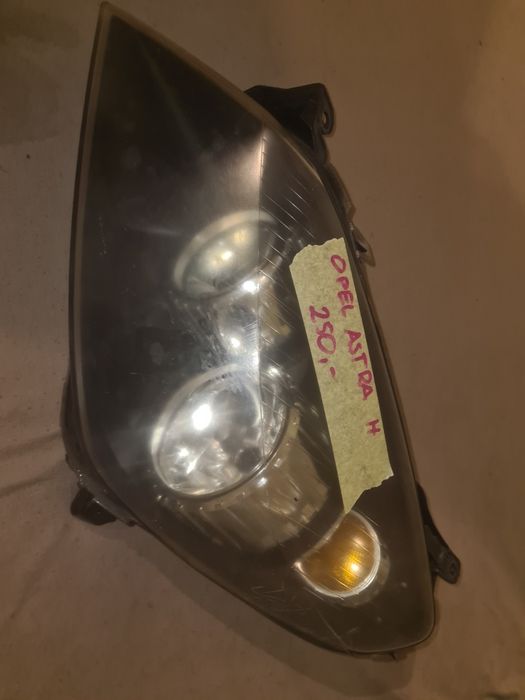 Lampa przód przednia lewa prawa Opel Astra H