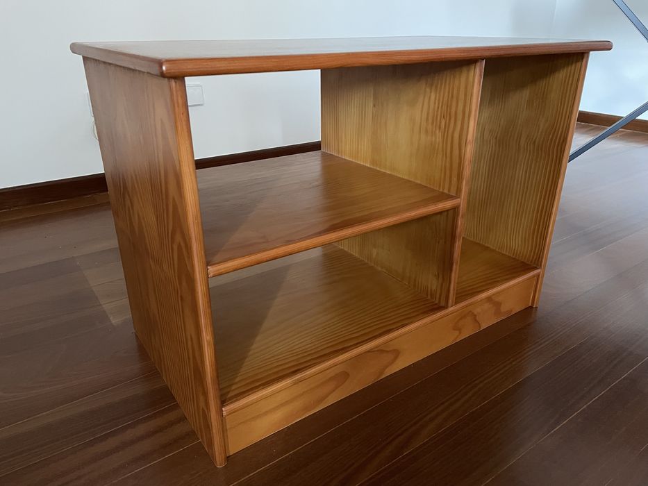 Móvel de TV em Madeira