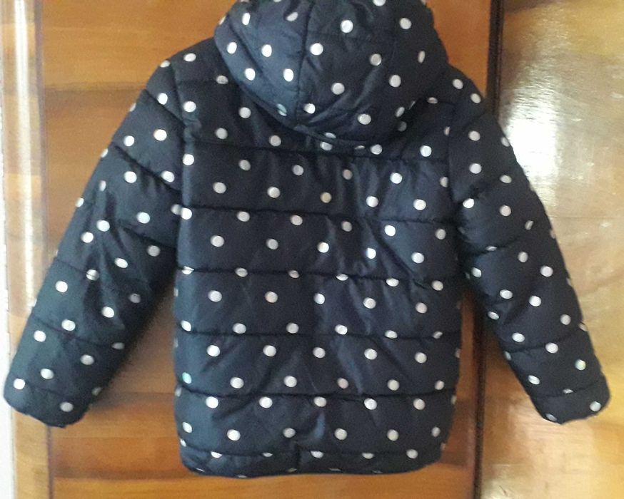 Дитяча куртка на дівчинку