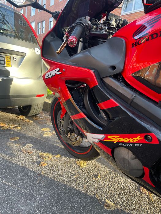 Honda CBR600 F4i Sport