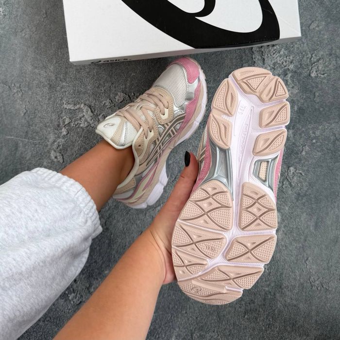 ASICS Gel-NYC cream sweet pink