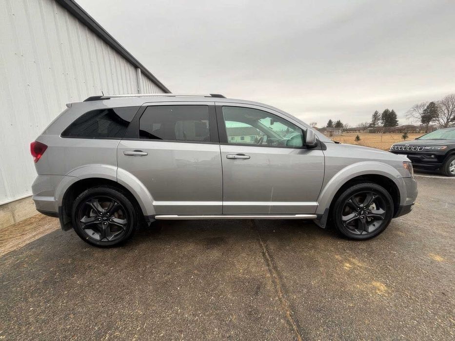 Dodge Journey Crossroad      2019