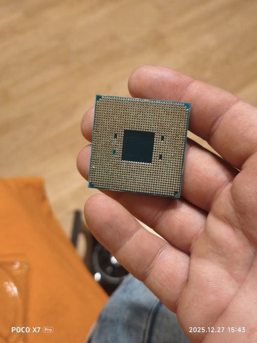 Sprzedam procesor AMD ryzen 3 2200G