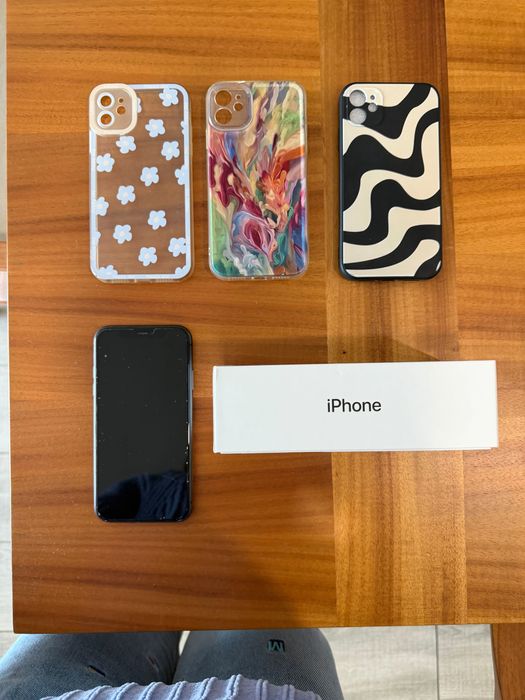 iPhone 11 bom estado