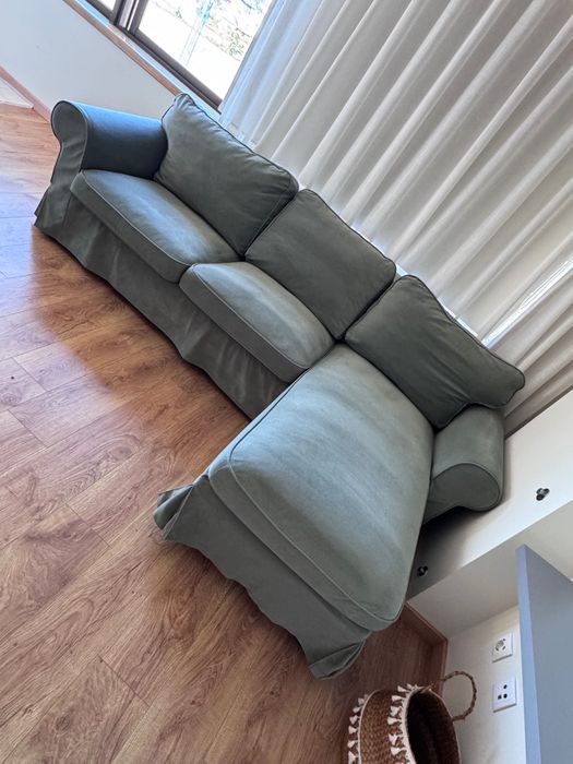 Sofá 3 lugares com chaise longue EKTORP IKEA