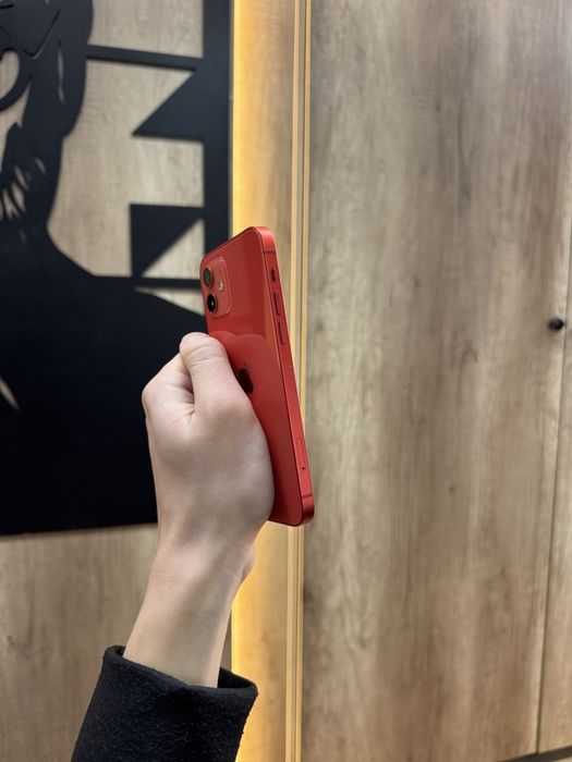 IPhone 12 64gb Red Костюшка 5