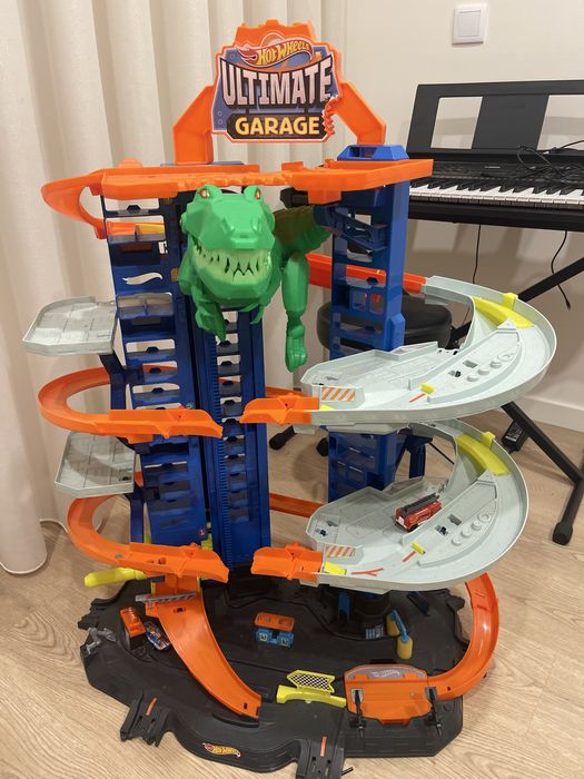 Ultimate Garage Hot Wheels