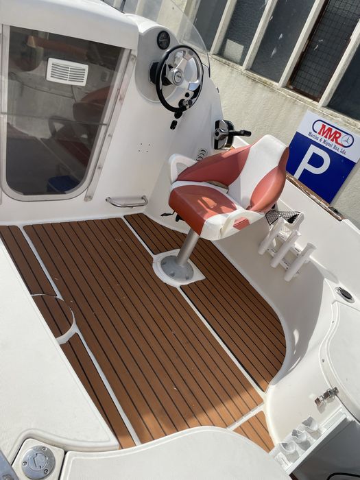 Quicksilver 510 motor suzuki 80 cv