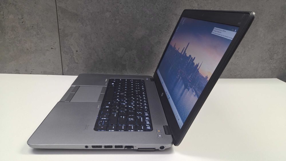 HP EliteBook 850 i5 4300U 8GB dysk 256SSD Laptop Windows 11 G1