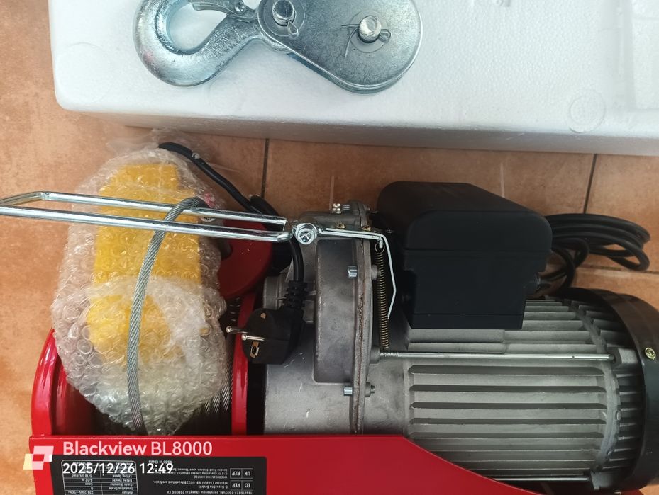 Guincho de 1 TON novo com garantia 220v