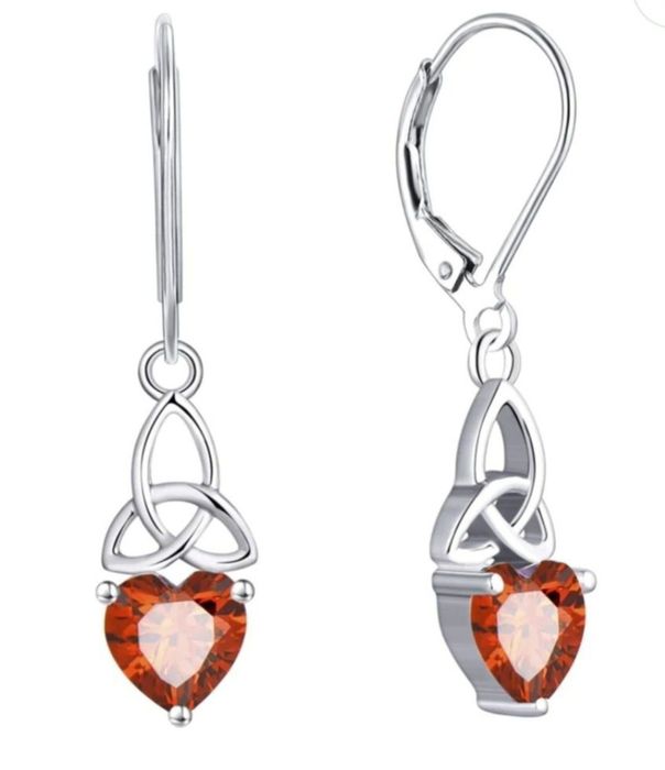 Kolczyki z czerwoną cyrkonią