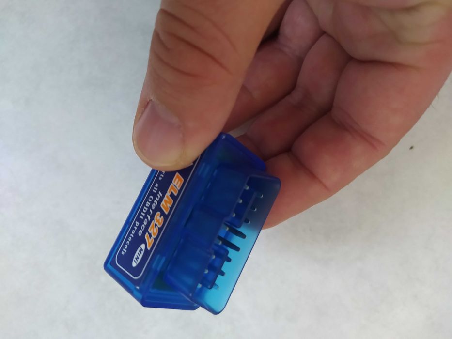 Interfejs ELM 327 Bluetooth MINI BT OBD2 kasowanie błędów smartfonem
