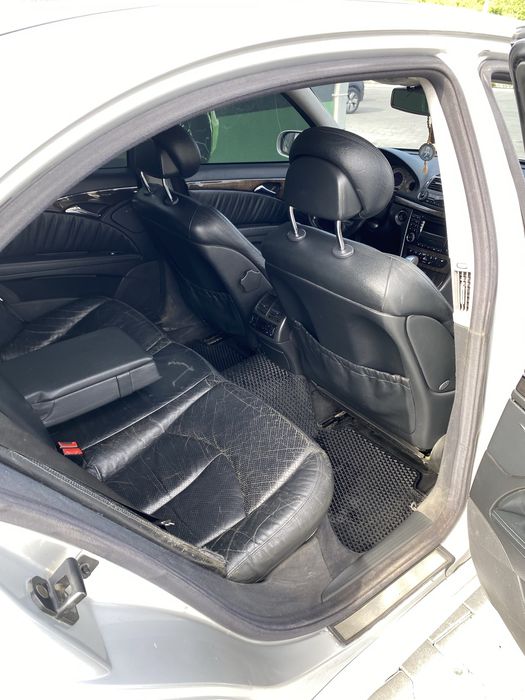 Mercedes-Benz E270cdi  E-Clas W211