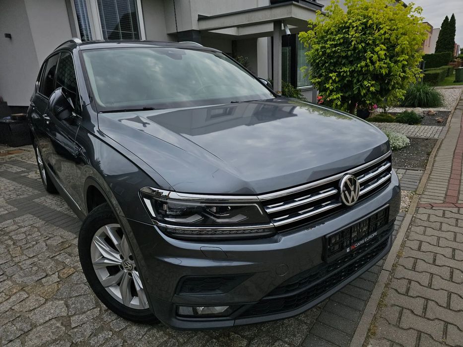Volkswagen Tiguan Allspace Kamery 360, Masaż, Podgrzewane fotele, ACC, Keyless