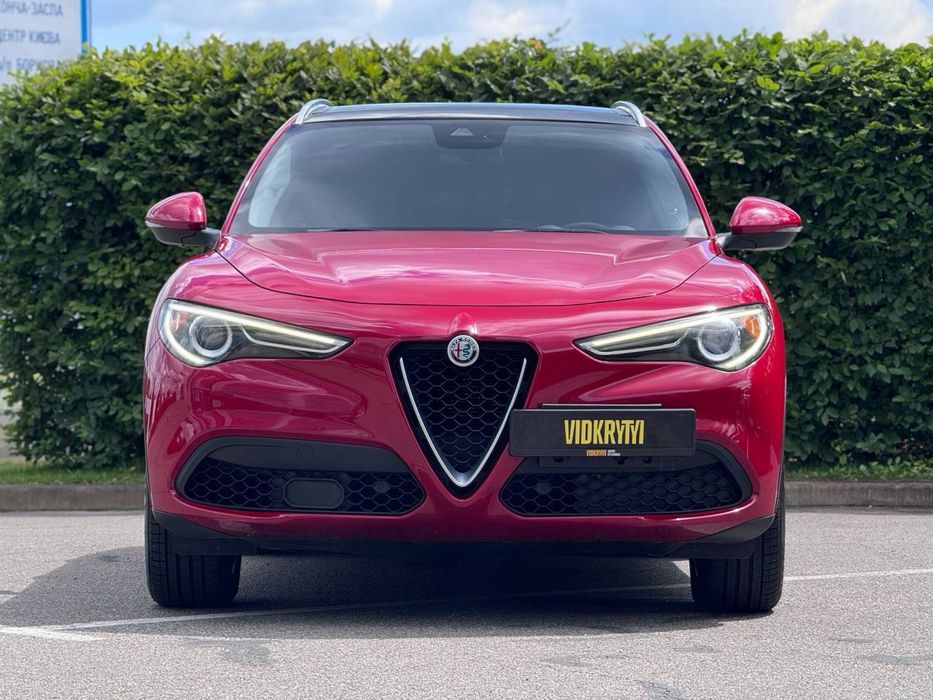 Alfa Romeo Stelvio 2018 року, 2.0 бензин автомат повний привід 116 т.км