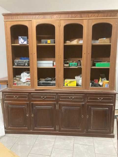 Aparador 2,10m c/ 4 portas