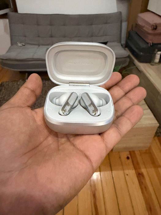 Jbl Live Beam 4 , earbud