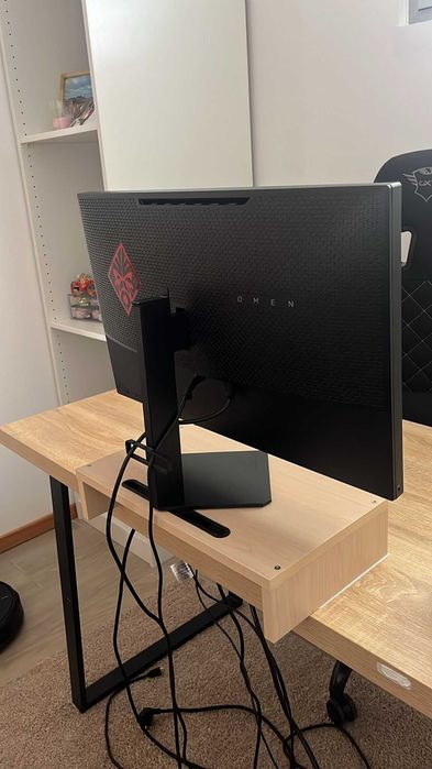 Monitor Gaming HP OMEN 25” (144Hz / 1ms / FreeSync)