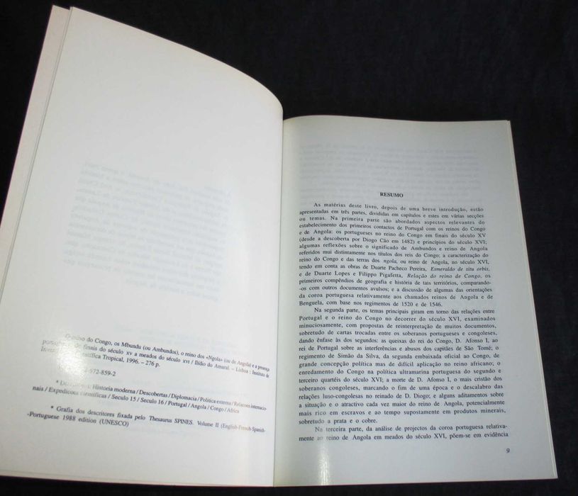 Livro O reino do Congo os Mbundu o reino dos Ngola presença portuguesa