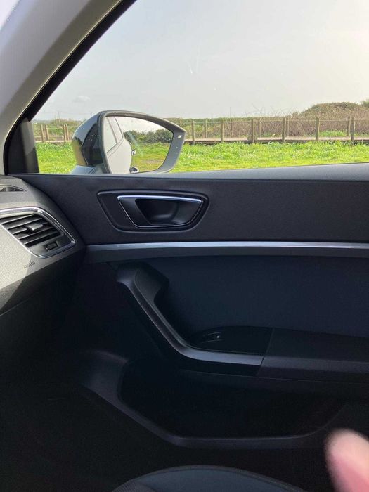 SEAT Ateca SUV Diesel 1.6 TDI car play e sistemas de assistência à condução — photo 3