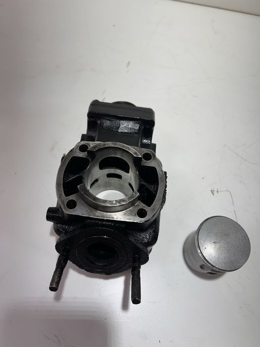 Cylinder+tlok yamaha dt 80 lc 53v sprawny