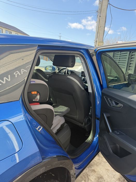 В продажі audi Q2