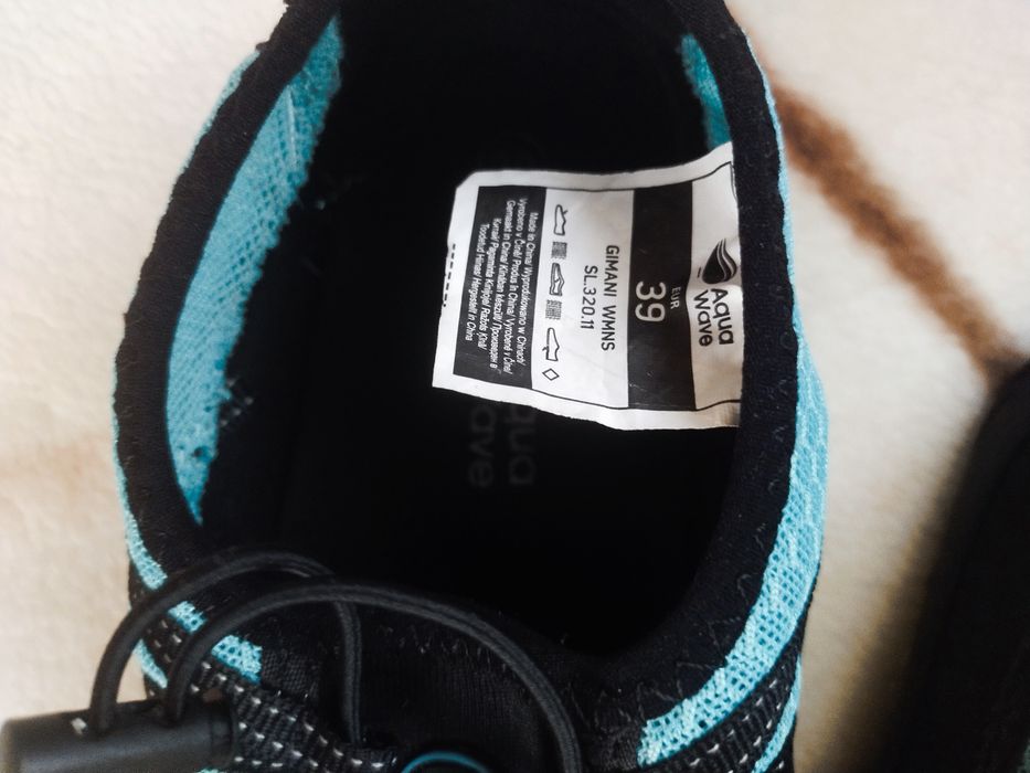 Buty do wody w idealnym stanie.