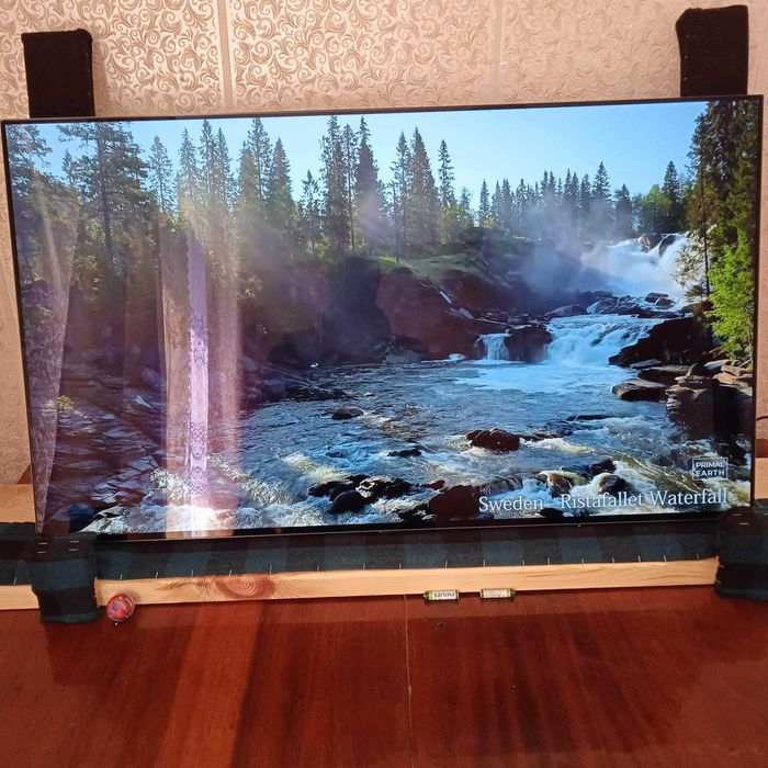 телевізор LG OLED42C27LA 42-дюймовий 4K UHD OLED EVO Smart TV 2023р