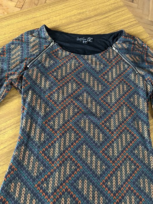 Подарую сукню