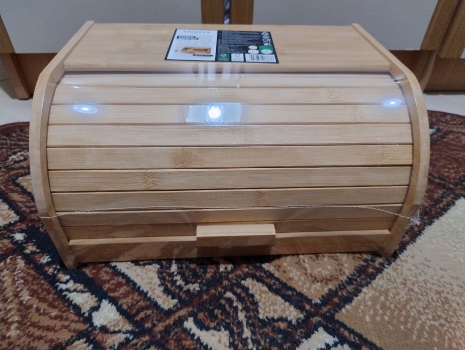 Chlebak drewniany nowy