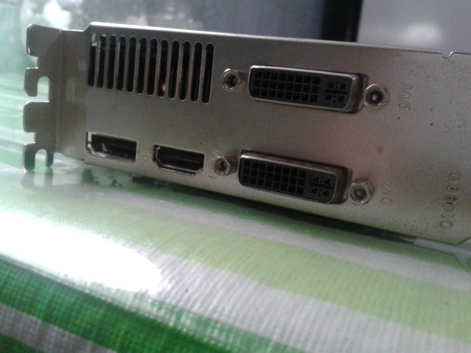 Відеокарта Sapphire Radeon HD6790 1GB 256Bit GDDR5 PCI-E