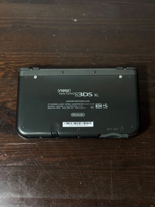 New Nintendo 3DS XL Czarna – Oryginalna | W pełni sprawna